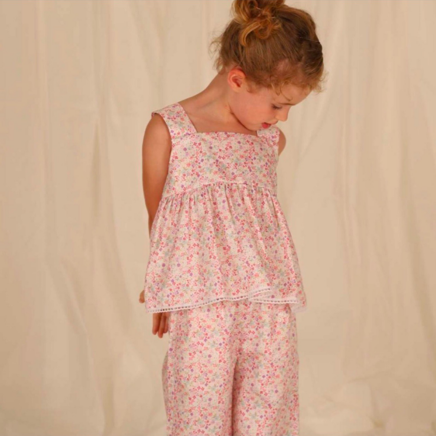 Top in cotone fiori di campo