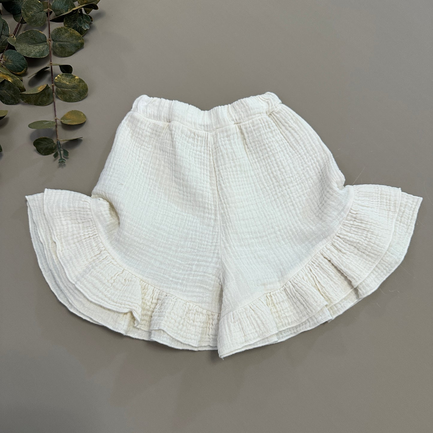 Pantaloncino effetto gonna in mussola di cotone avorio