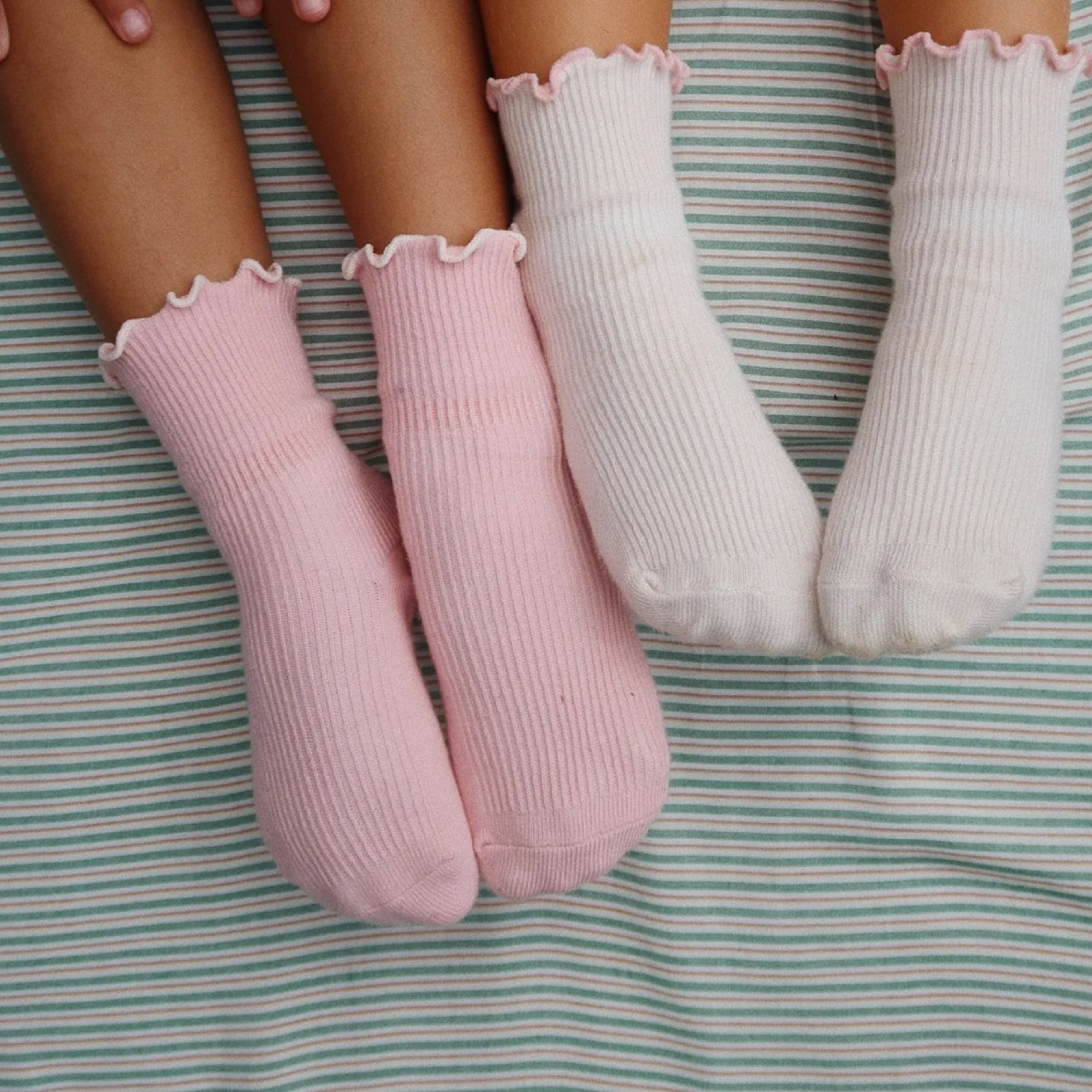 2 pack fib frill socks