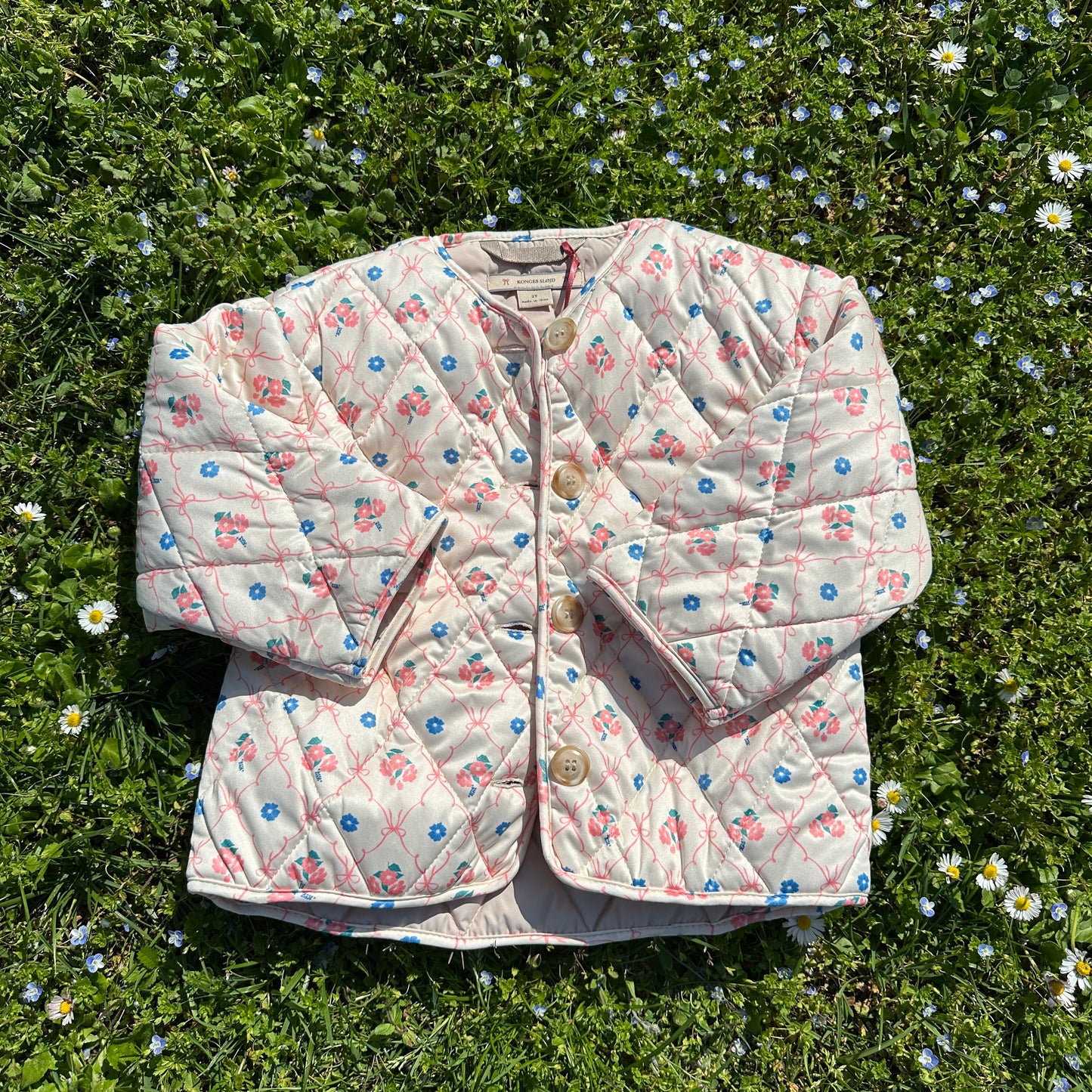 Flora jacket - l’eleganza e versatilità
