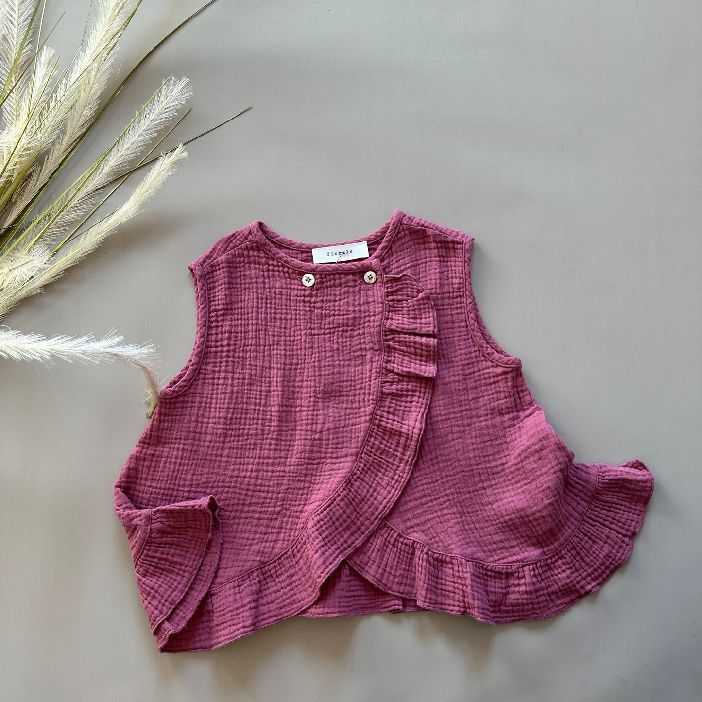 Blusa in mussola di cotone con ruches deco rose