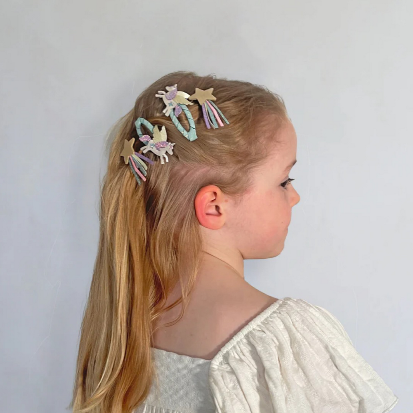 Flying unicorn 4 clip set