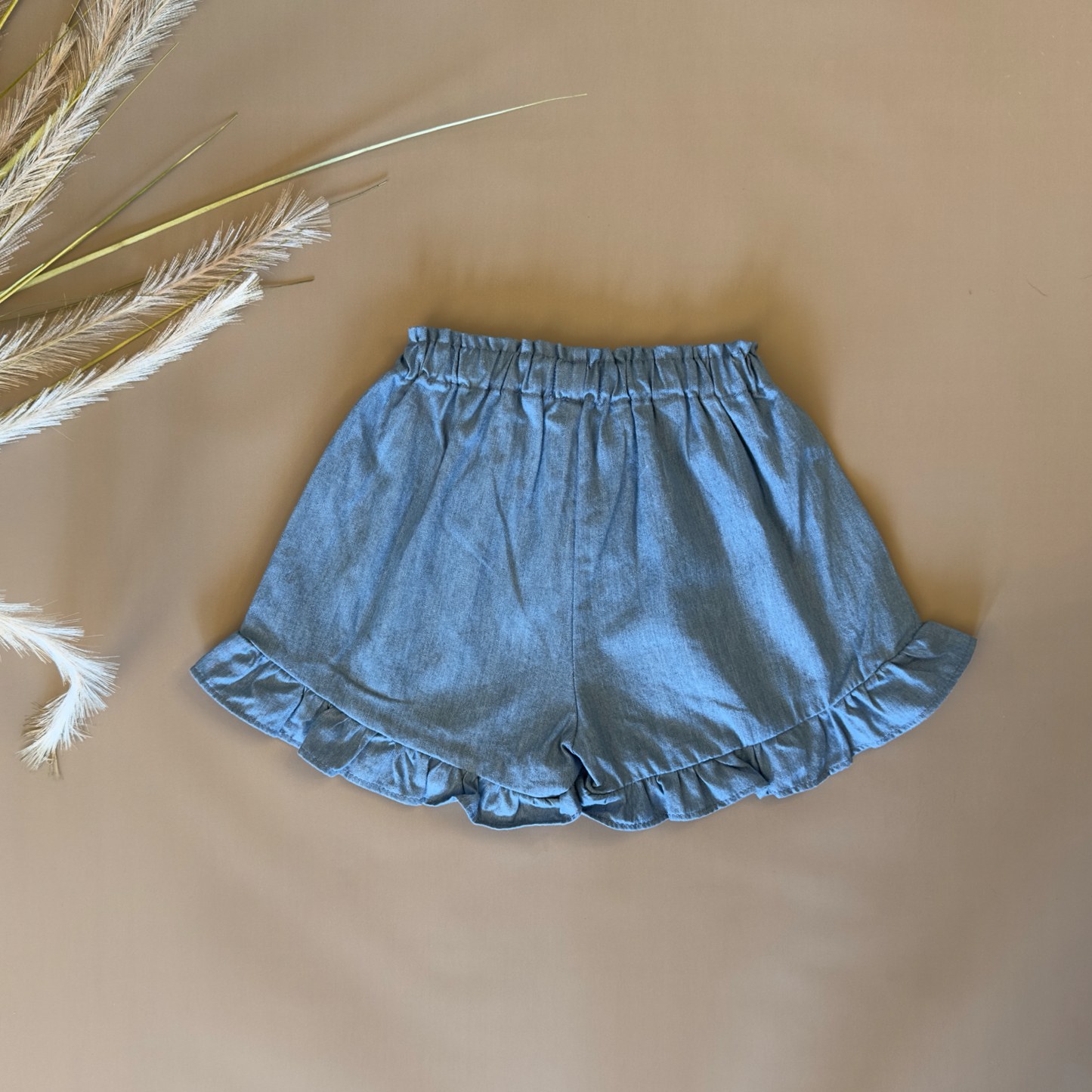 Pantaloncini in chambray di jeans con ruches