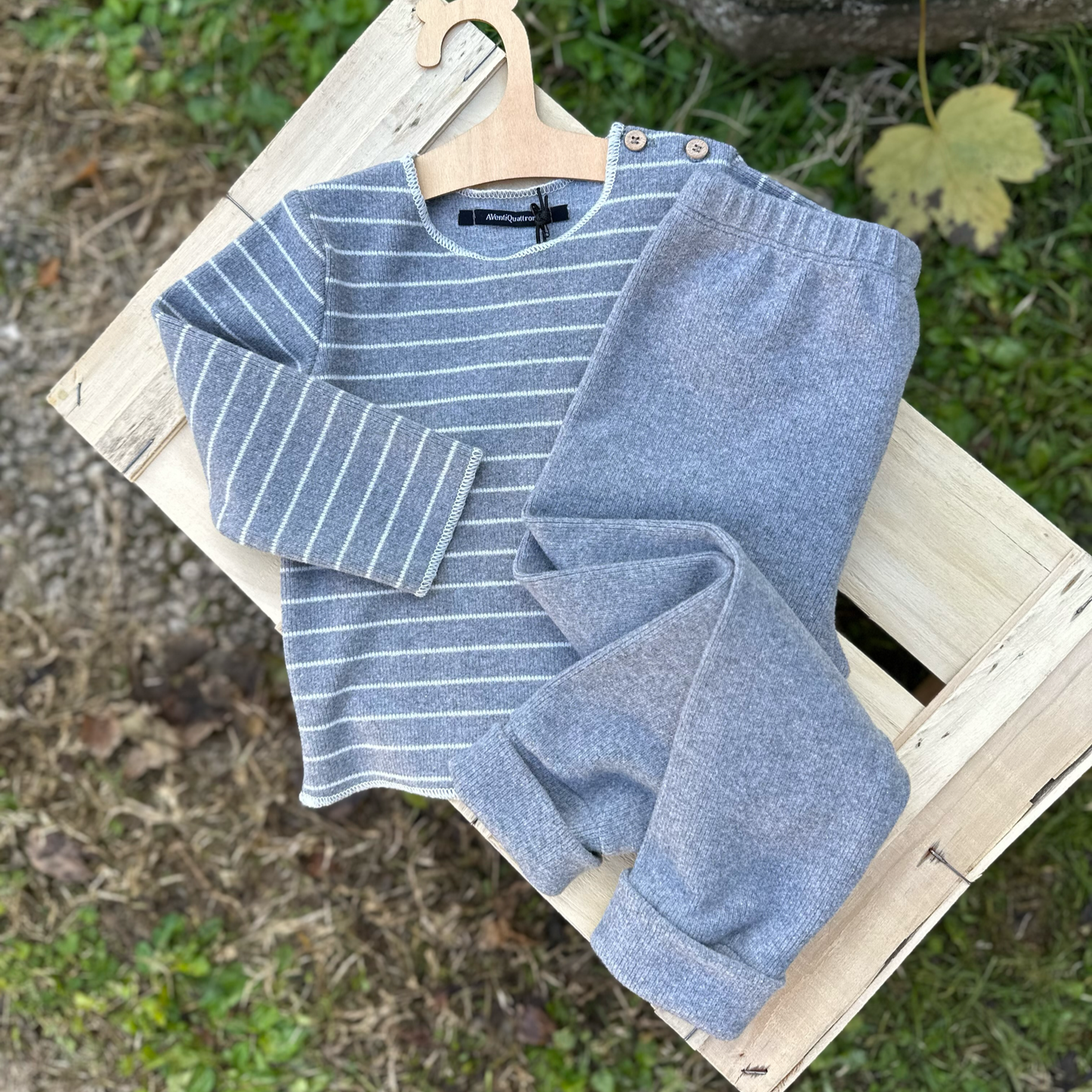 maglia in caldo cotone costina rigata grey