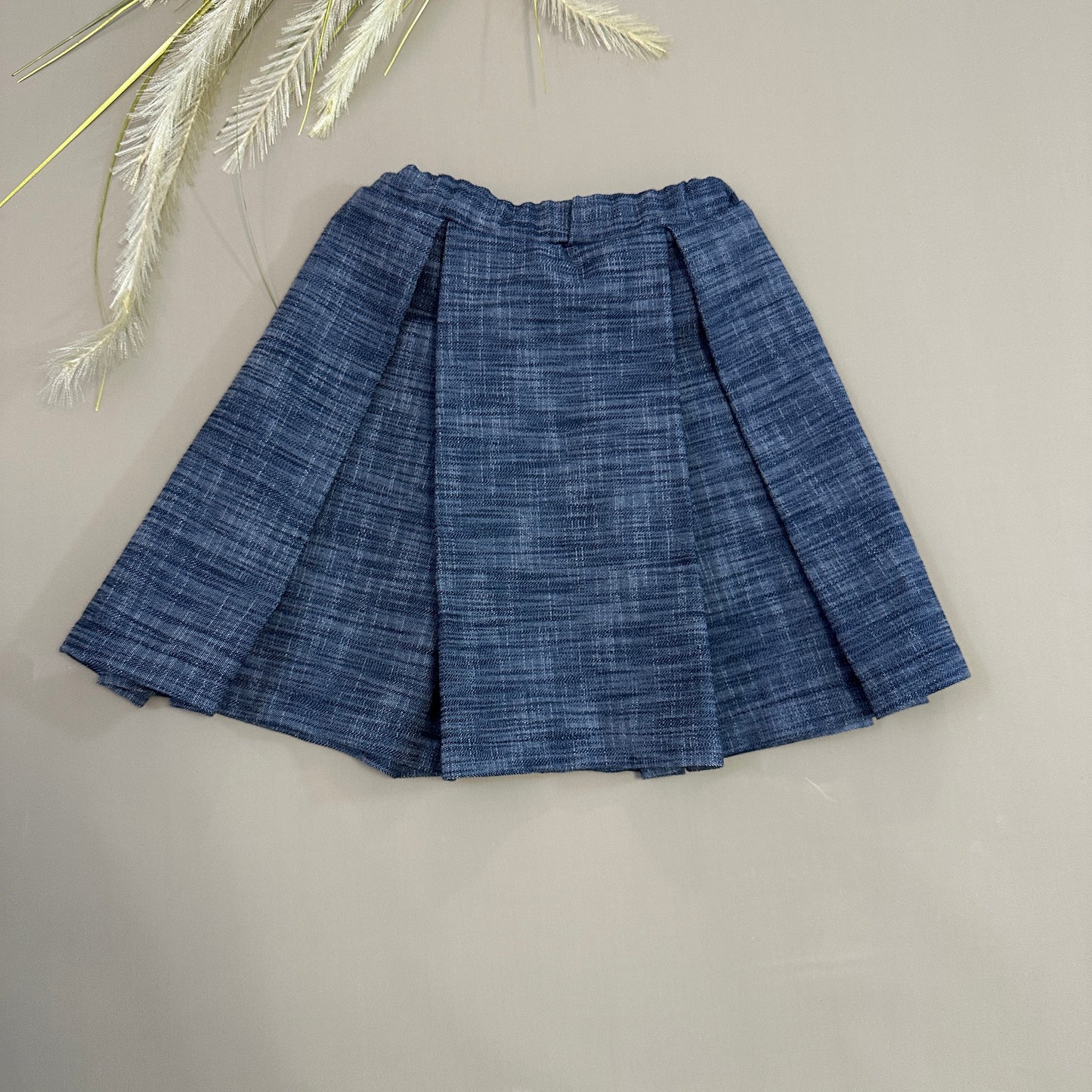 Gonna con piegone denim navy